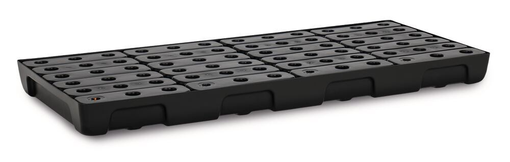 Shelf collecting tray for small drums, PE, 130x60 cm, reten capac 44 l w. grate - Luminix Health