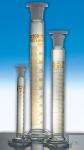 Graduated cylinder 500 ml class B tall form