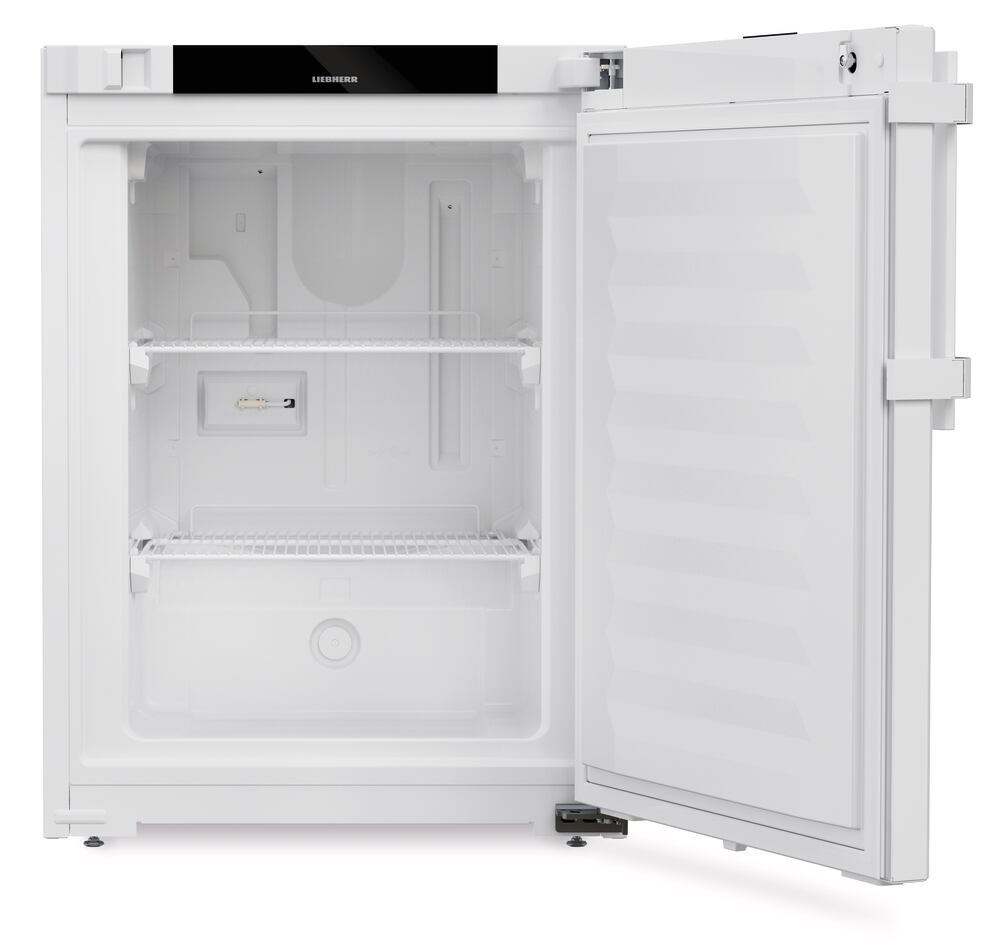 SFTsg 1501 Performance deep freezer, 69 l, 2 x grates, H 819 mm, 37 kg - Luminix Health