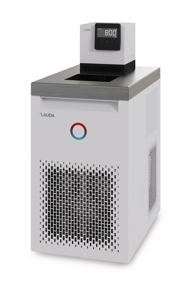 Universa U 830 E cooling thermostat, -30 to +100 °C, bath volume 6,4-8,5 l