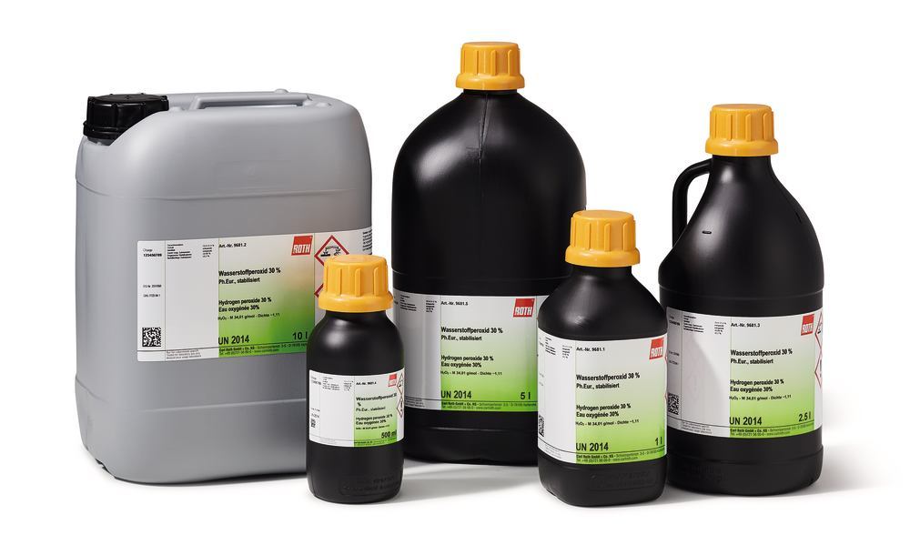 Hydrogen peroxide 30 %, Ph.Eur., stabilized, 500 ml, plastic - Luminix Health
