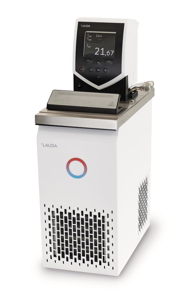 Table refriger. thermostat mod. RE 415 G, -15 to +200 °C, bath cap. 4 l, 2.6 kW - Luminix Health
