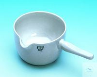 Porcelain casserole, 17/000 80 mm, with spout and porcelain handle