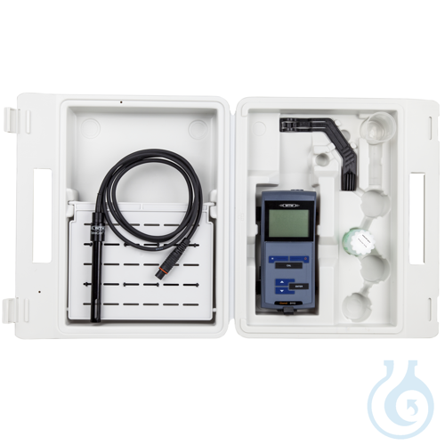 Cond 3110 SET 1, Easy-to-operate, robust conductivity meter with large LCD-Displ