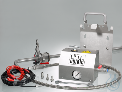 Withdrawal system for solvents w/discharge hose