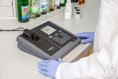 Turb 750 T, laboratorium-troebelheidsmeter met wolfraamlamp volgens US EPA 180.1