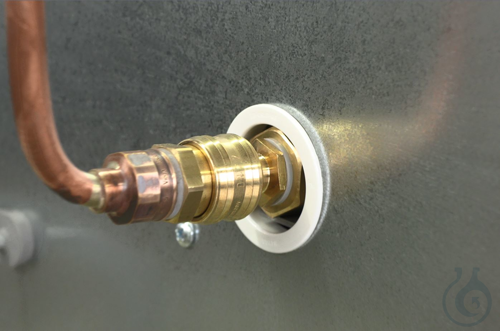 Compressed air connection