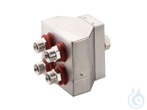 Quad distributing adapter M24x1.5, isolated, 1x M24x1.5 female to 4x M24x1