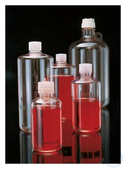 Nalgene&trade; Narrow-Mouth Polycarbonate Bottles with Closure